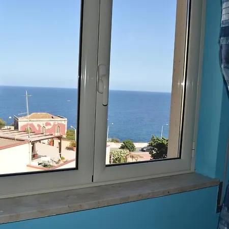 Bed & Breakfast Il Pianista Sul Mare *
